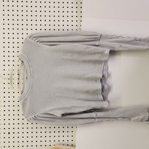 Free people waffle shirt women's size xs great condition.  Lace up long sleeves - Picture 1 of 6